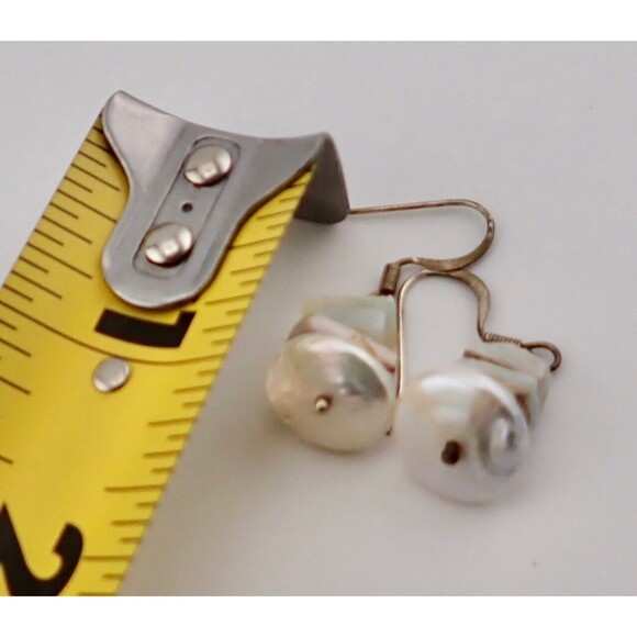 Squashed Pearl Blue Shell Beaded Chocker Necklace & Matching Hook Earring Set - Picture 3 of 7